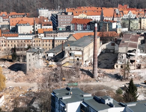 Trwają wyburzenia Porcelany Krzysztof